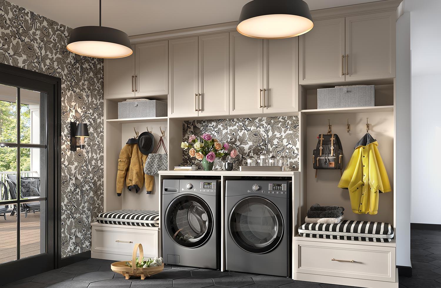 Ideas de diseño para vestíbulos y lavaderos con gabinetes para entrada lateral de California Closets