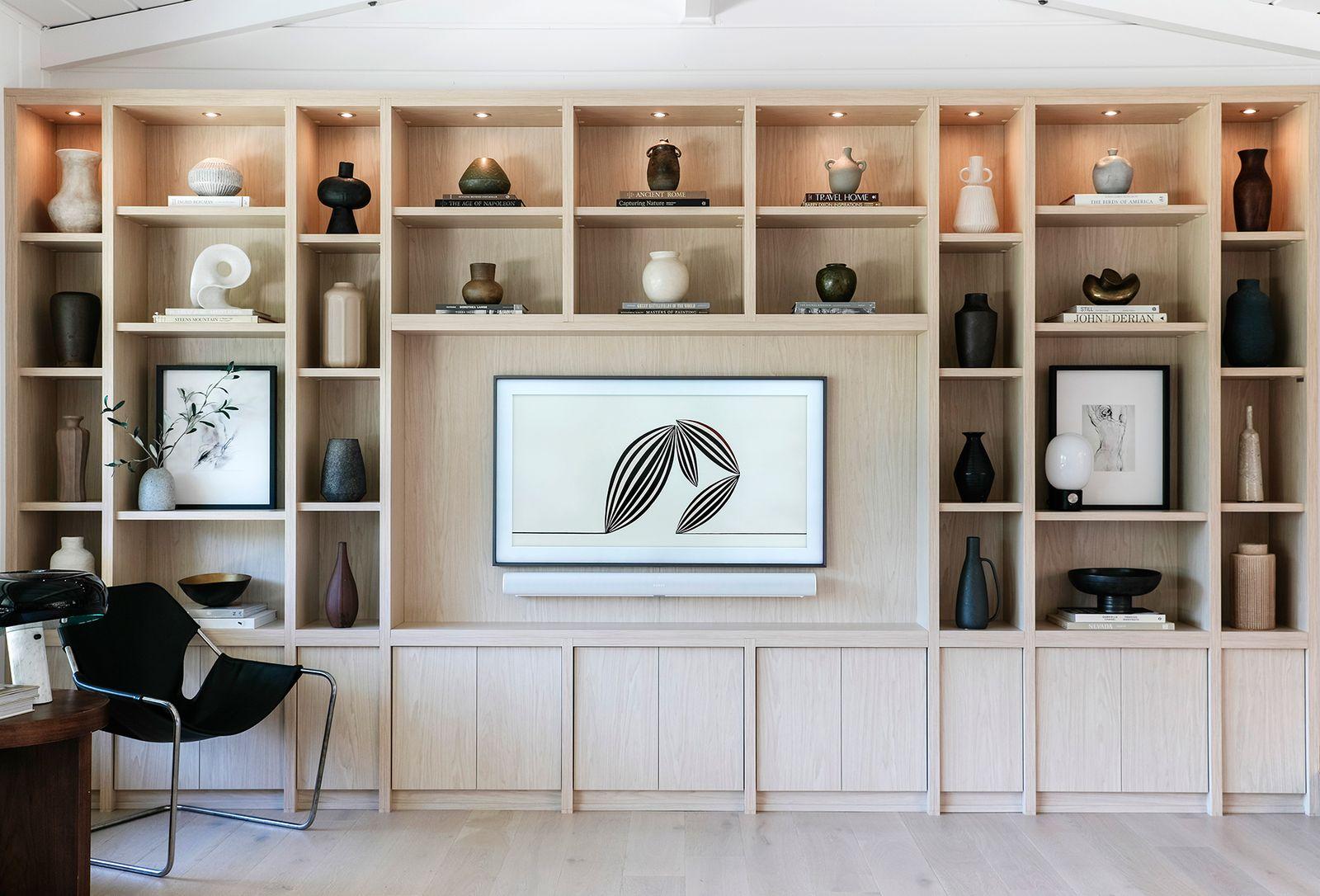 Vestidor diseñado para la diseñadora de interiores Anne Sage por California Closets