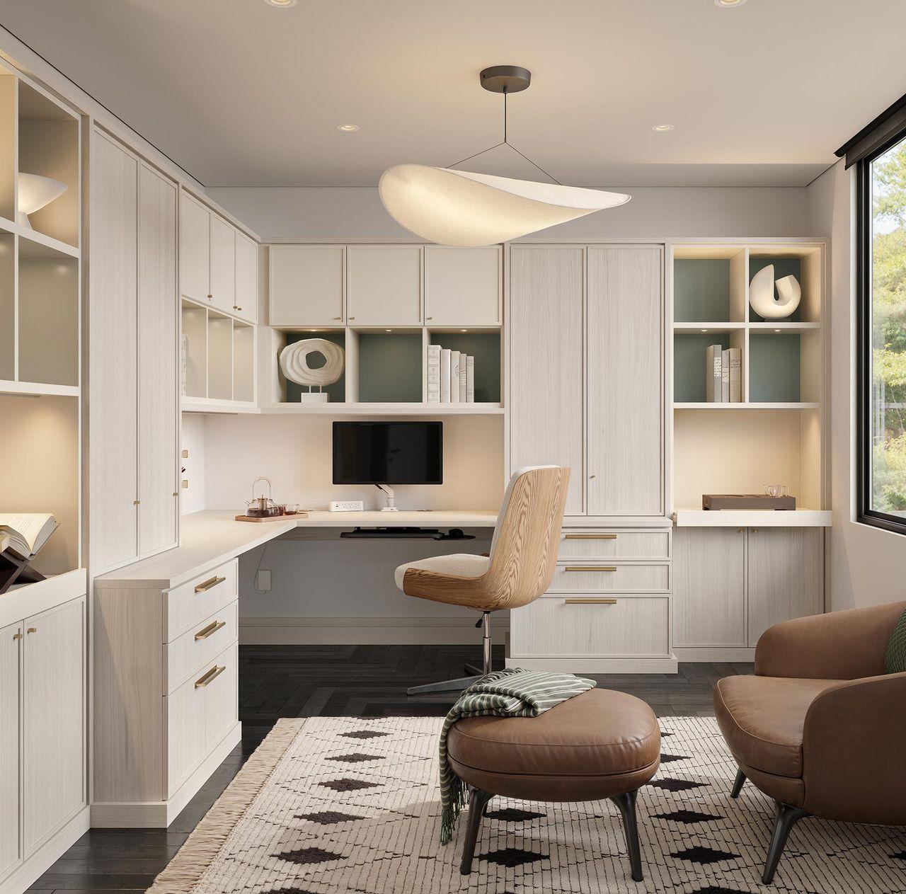 Diseño de espacio de trabajo con gabinetes personalizados, escritorio en L y estanterías abiertas de California Closets