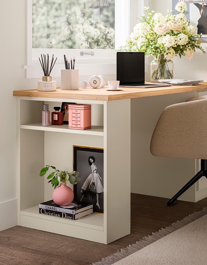 Repisas organizadora para escritorio en espacios pequenos de California Closets