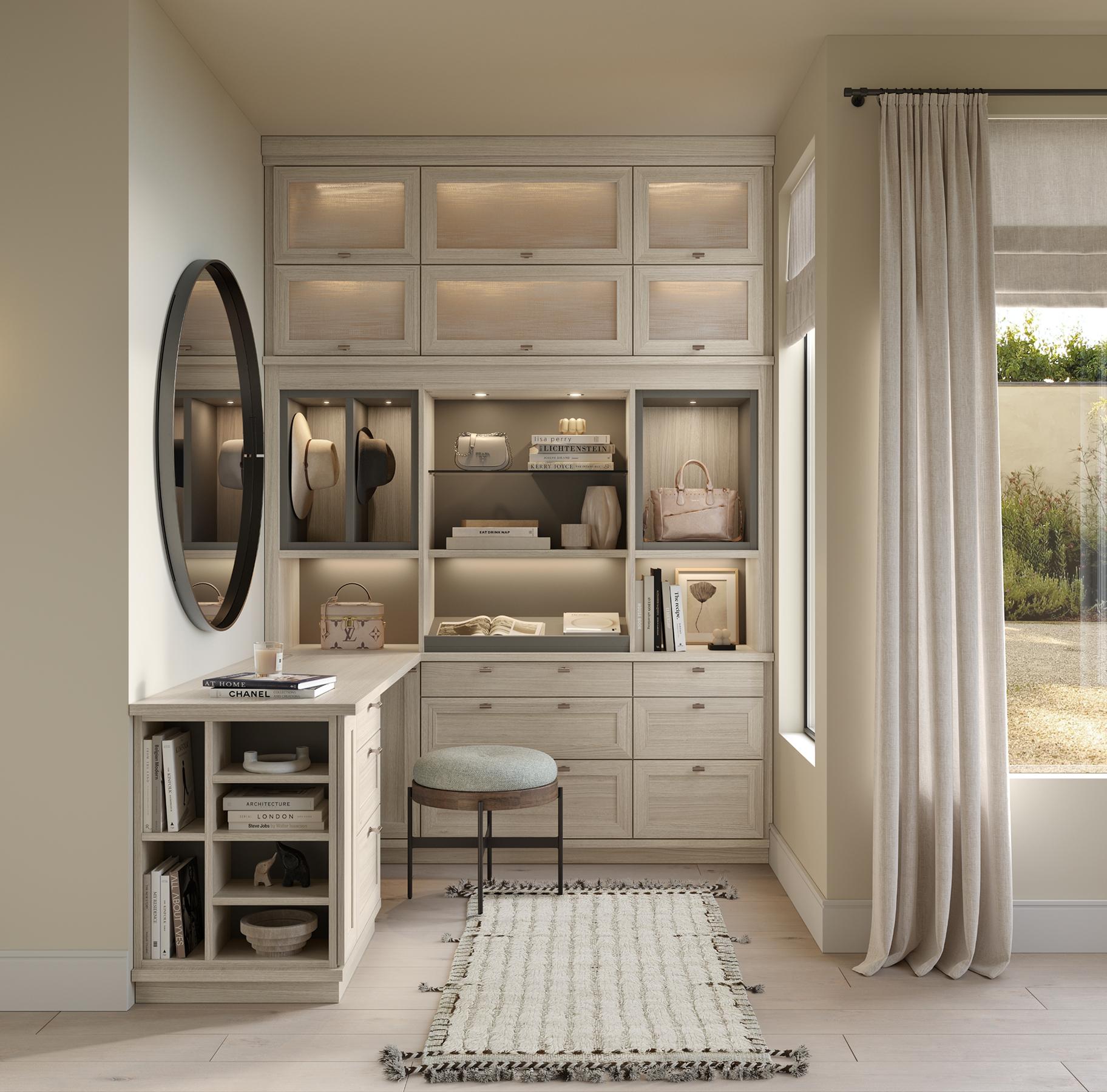 Clóset personalizado para dormitorio con un tocador a medida y estantería en gris neutro claro de California Closets