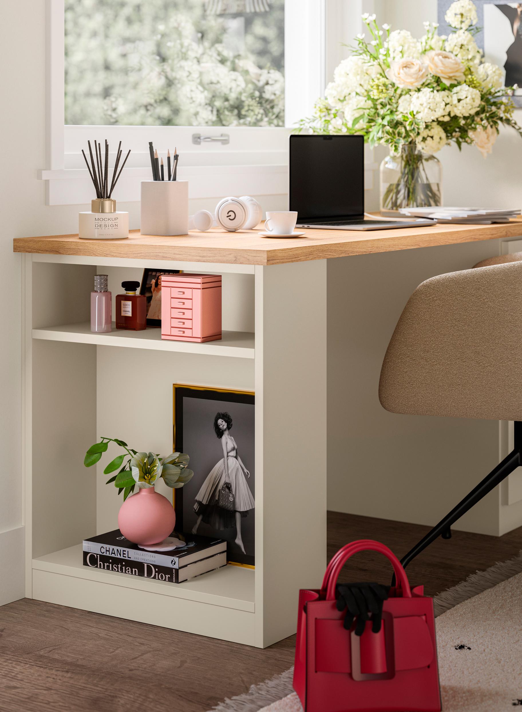 Estanterías laterales integradas en un escritorio de oficina en casa a medida, combinando almacenamiento y espacio de exhibición para resaltar elementos arquitectónicos con un diseño moderno y funcional por California Closets.
